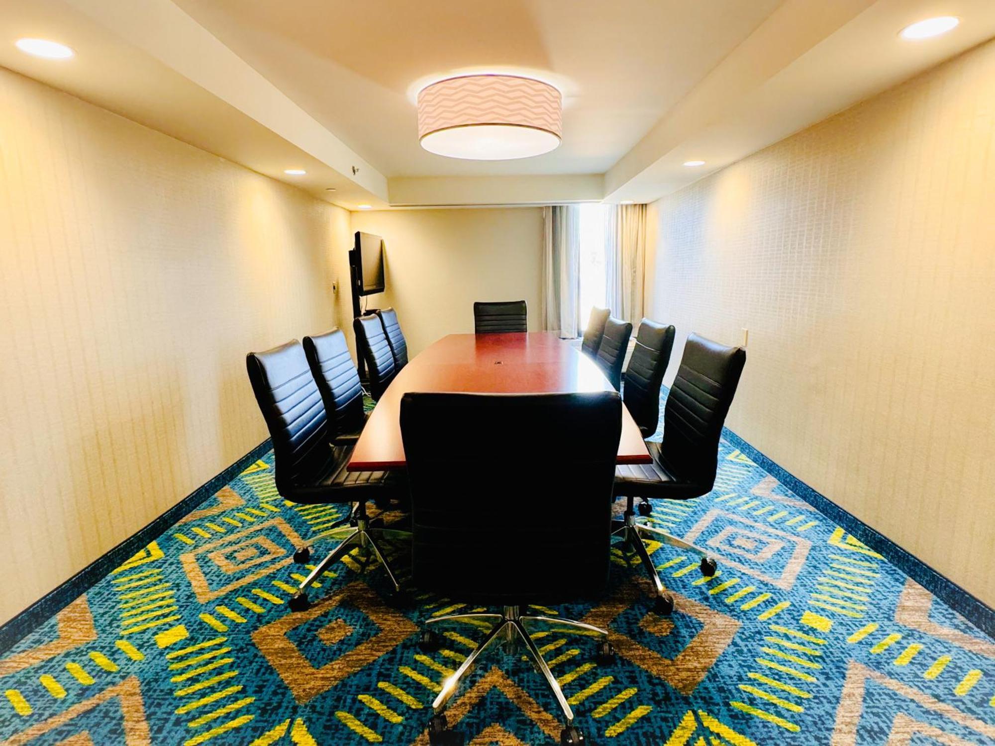 Heritage Inn & Suites St Louis Fenton, Trademark By Wyndham 외부 사진