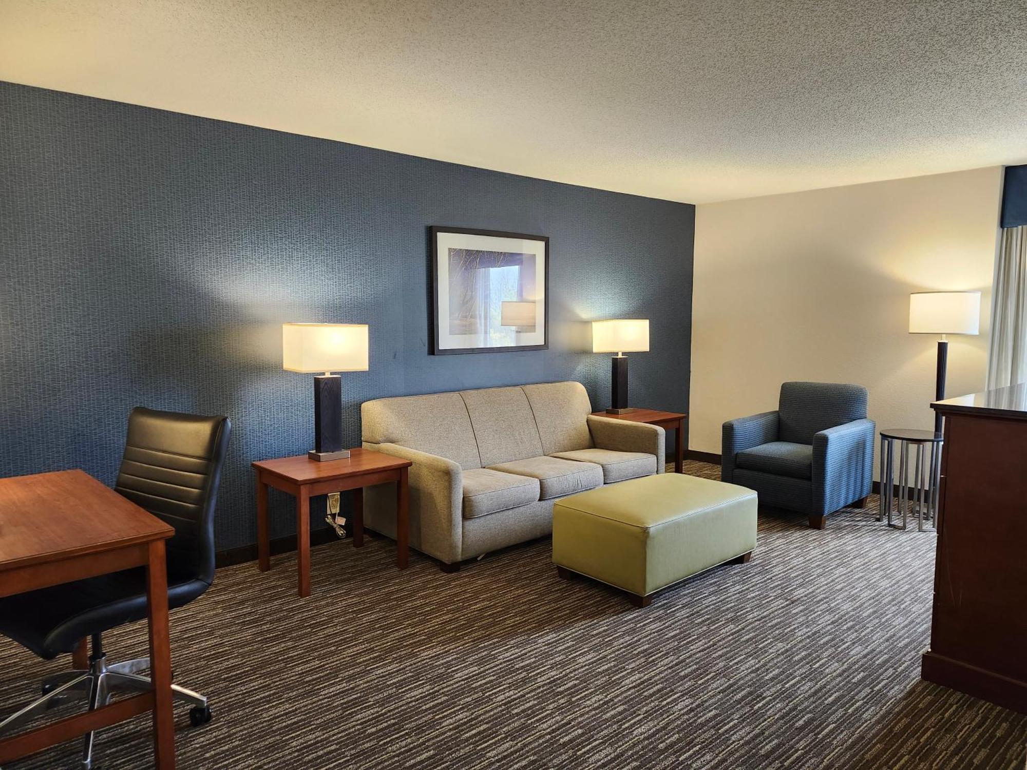 Heritage Inn & Suites St Louis Fenton, Trademark By Wyndham 외부 사진
