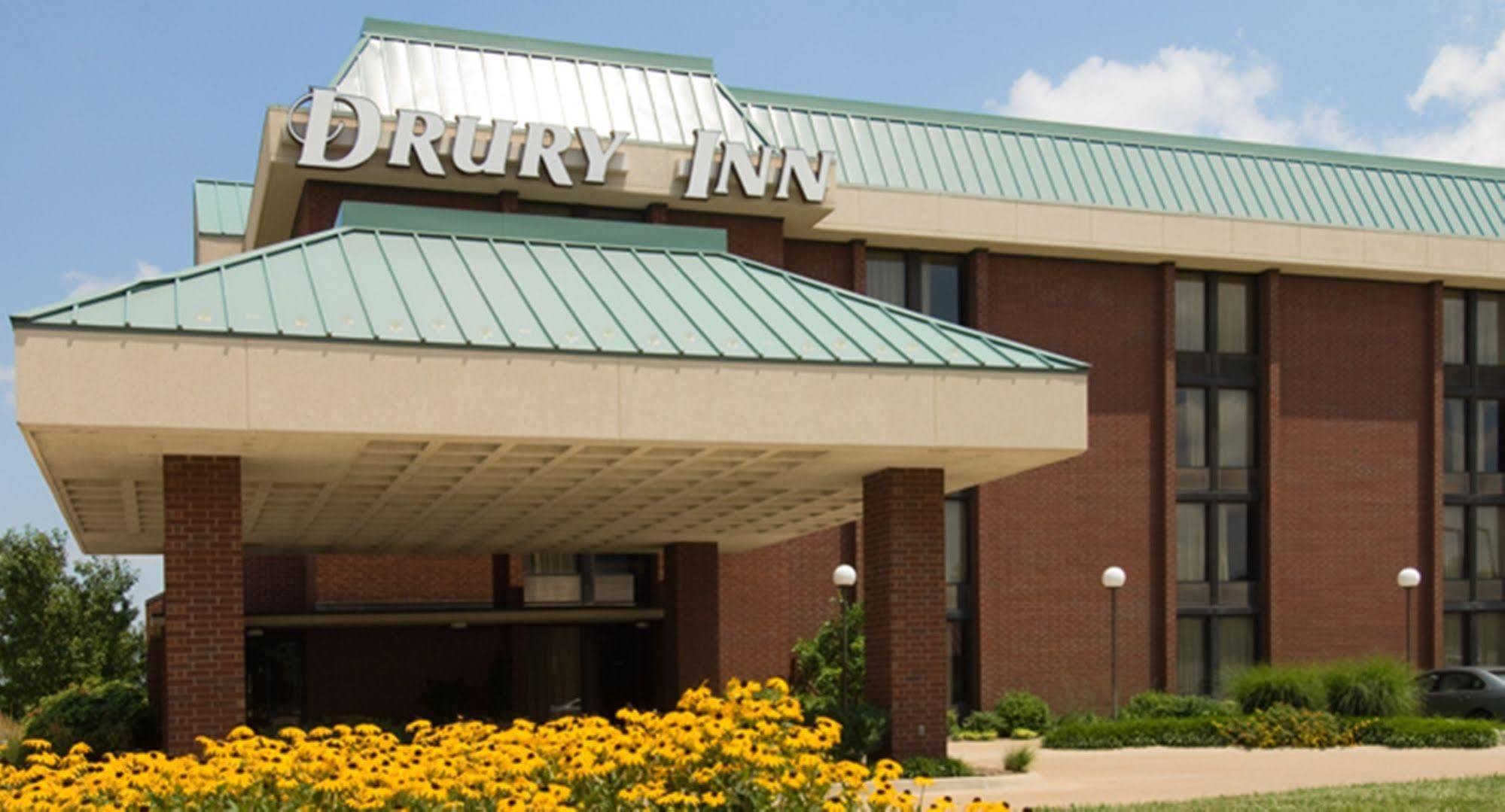 Heritage Inn & Suites St Louis Fenton, Trademark By Wyndham 외부 사진